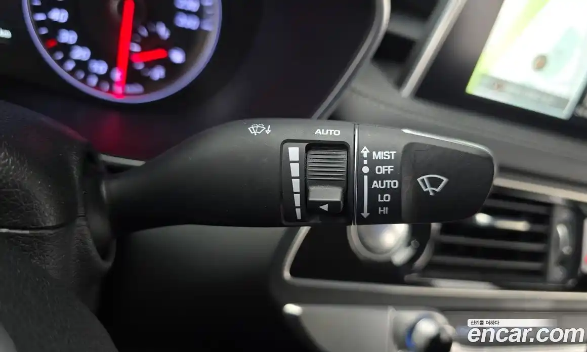 Genesis G70 2019 2.0 Классический в Москве № 856176, фото 17