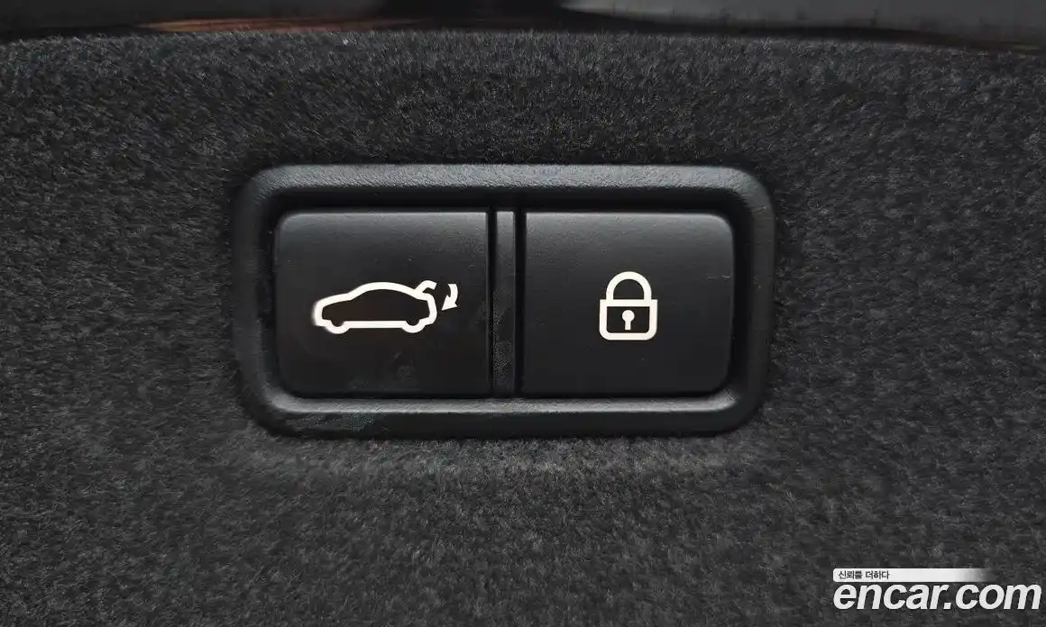 Genesis G70 2019 2.0 Классический в Москве № 856176, фото 20