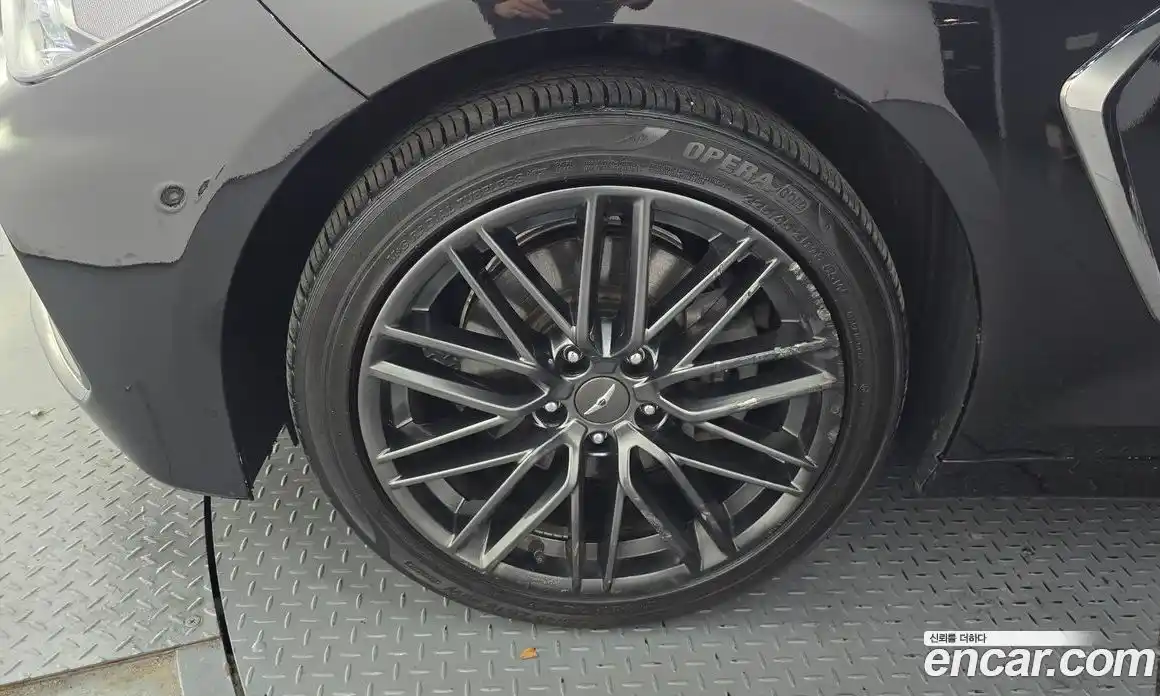 Genesis G70 2019 2.0 Классический в Москве № 856176, фото 5