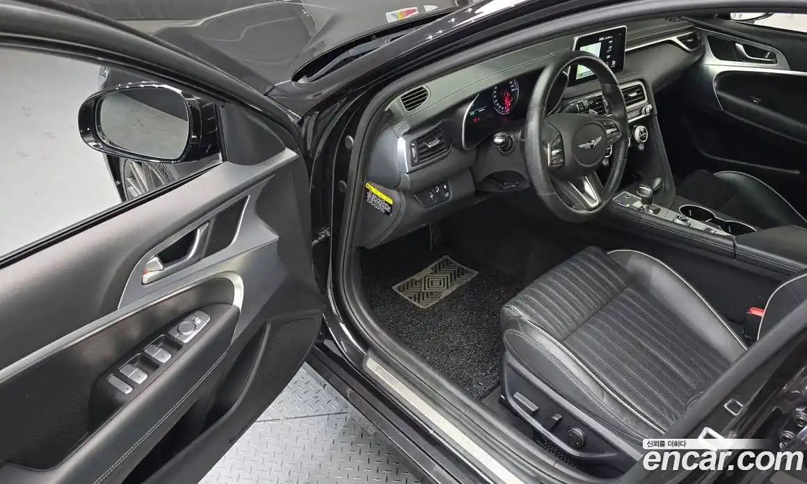 Genesis G70 2019 2.0 Классический в Москве № 856176, фото 10