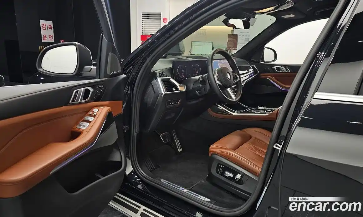 BMW X7 2025 3.0 гидро в Москве № 856820, фото 11