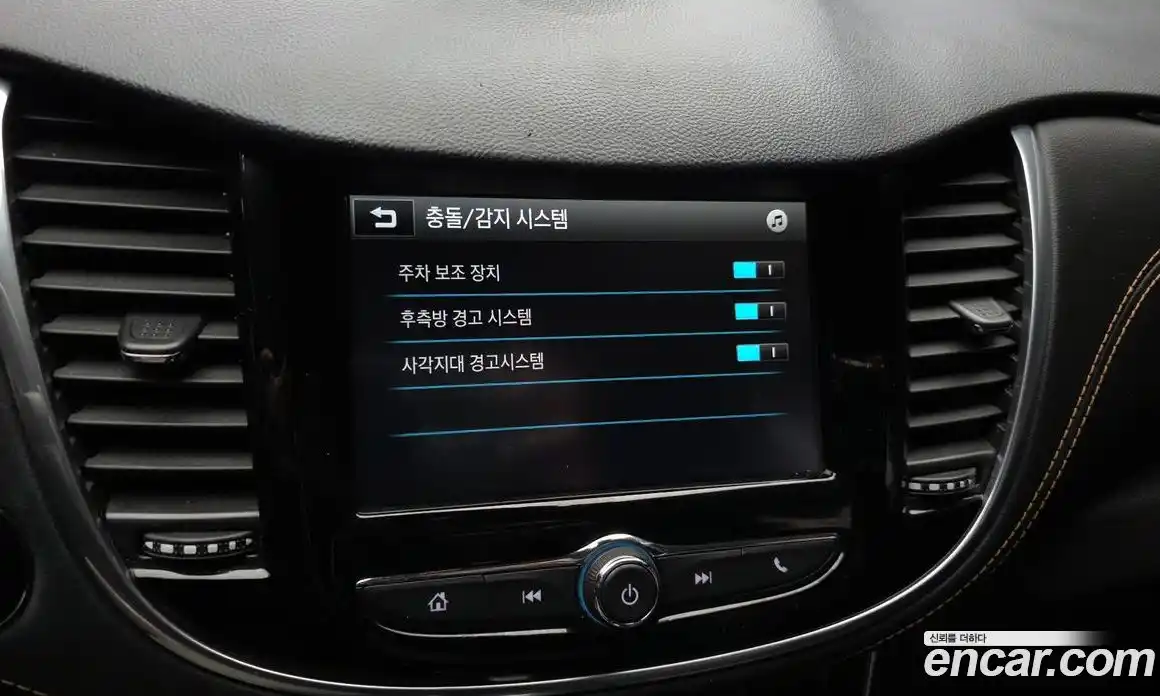 Chevrolet Trax 2016 1.4 Автомат в Москве № 857713, фото 16