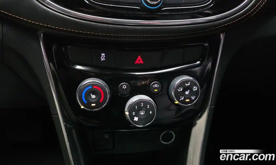 Chevrolet Trax 2016 1.4 Автомат в Москве № 857713, фото 17