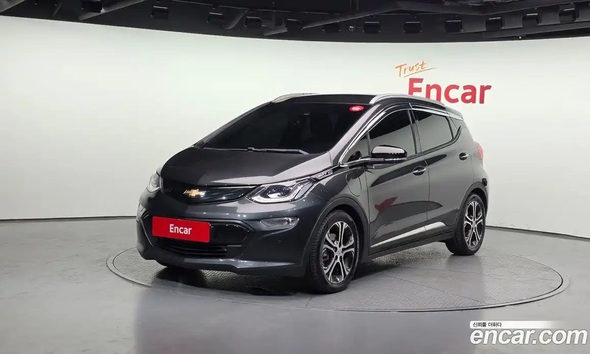 Chevrolet Bolt EV 2018 0.2 Автомат в Москве № 857758, фото 1