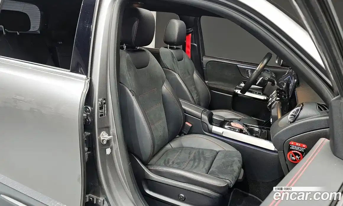 Mercedes-Benz GLB-Class 2021 2.0 Автомат в Москве № 859319, фото 12