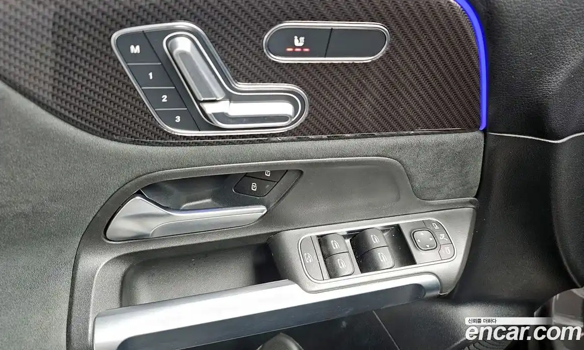 Mercedes-Benz GLB-Class 2021 2.0 Автомат в Москве № 859319, фото 14