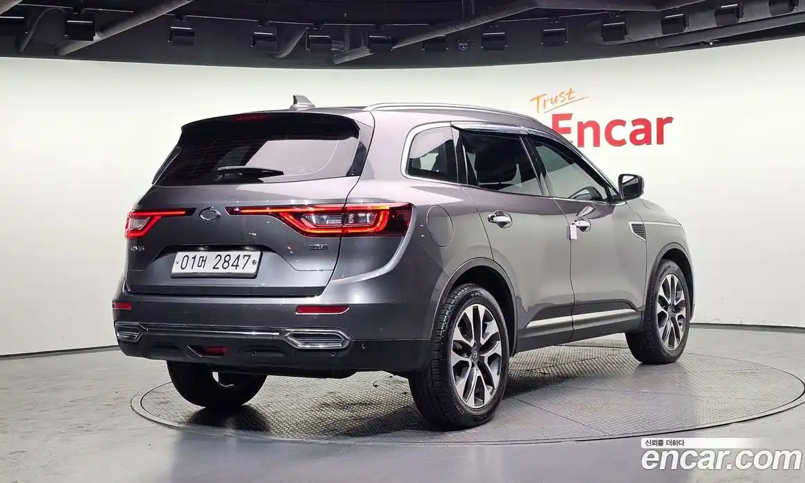 Renault QM6 2017 2.0 Автомат в Москве № 885828, фото 2