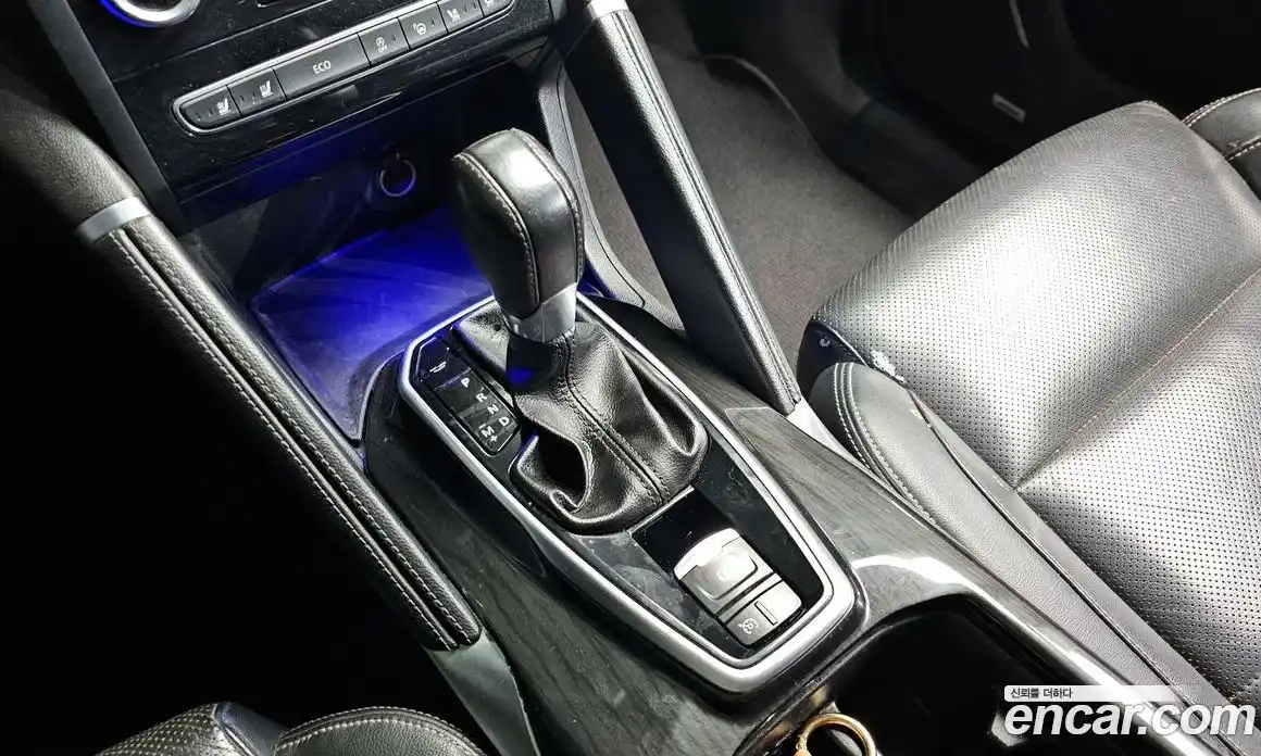 Renault QM6 2017 2.0 Автомат в Москве № 885828, фото 9