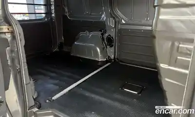 Hyundai Staria 2025 3.5 Автомат в Москве № 885908, миниатюра 12