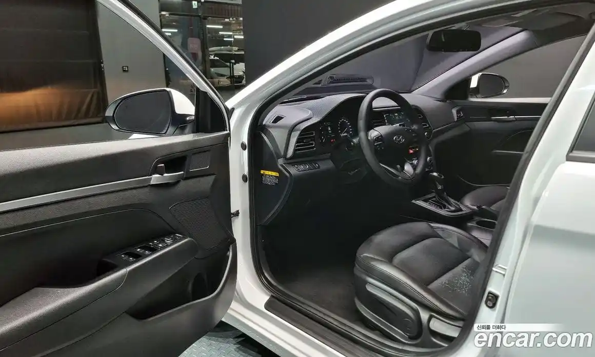 Hyundai Avante 2019 1.6 гидро в Москве № 886129, фото 11