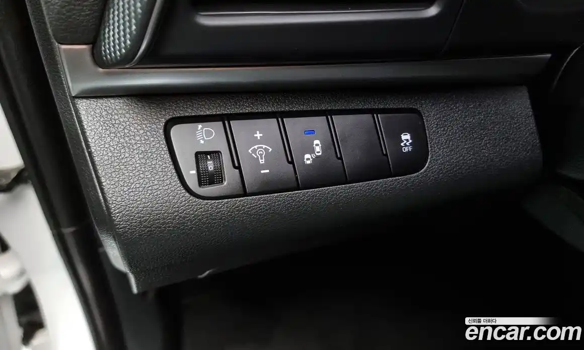 Hyundai Avante 2019 1.6 гидро в Москве № 886129, фото 17