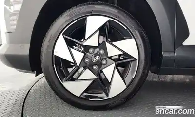 Hyundai Kona 2025 1.6 Автомат в Москве № 886321, миниатюра 5