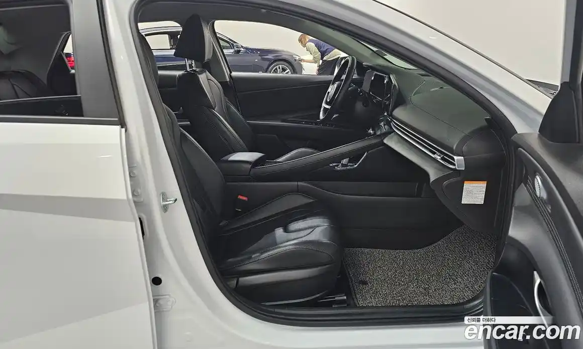 Hyundai Avante 2024 1.6 Автомат в Москве № 886333, фото 11