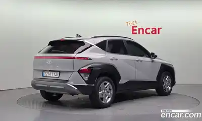 Hyundai Kona 2023 2.0 Автомат в Москве № 886653, миниатюра 2
