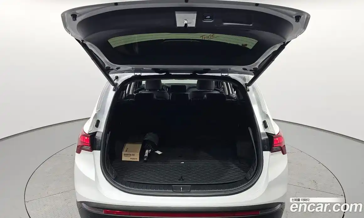 Hyundai Santa Fe 2022 1.6 Автомат в Москве № 886759, фото 19