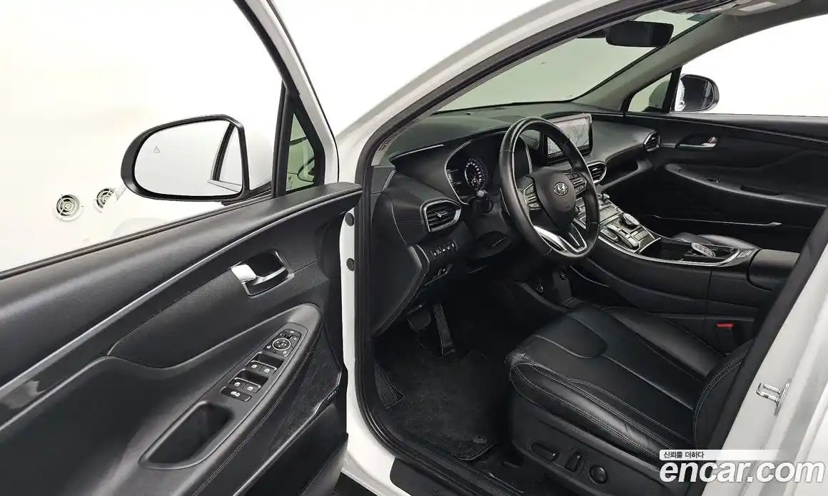 Hyundai Santa Fe 2022 1.6 Автомат в Москве № 886759, фото 9