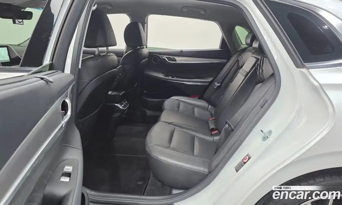 Hyundai Grandeur 2022 2.5 Автомат в Москве № 886825, фото 12