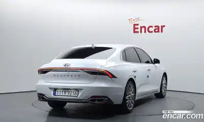Hyundai Grandeur 2022 2.5 Автомат в Москве № 886825, миниатюра 2