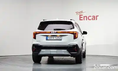 Kia Seltos 2024 1.6 гидро в Москве № 887324, миниатюра 3