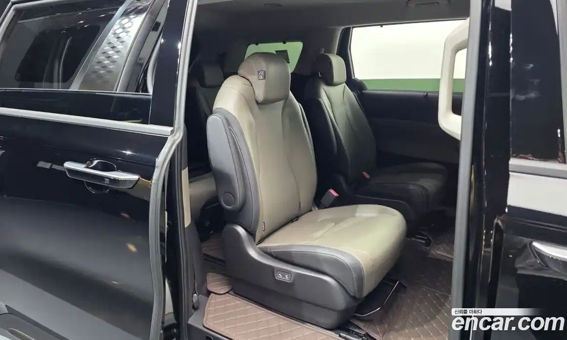 Kia Canival 2024 3.5 Автомат в Москве № 887328, фото 11