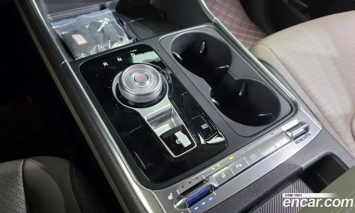 Kia Canival 2024 3.5 Автомат в Москве № 887328, фото 8