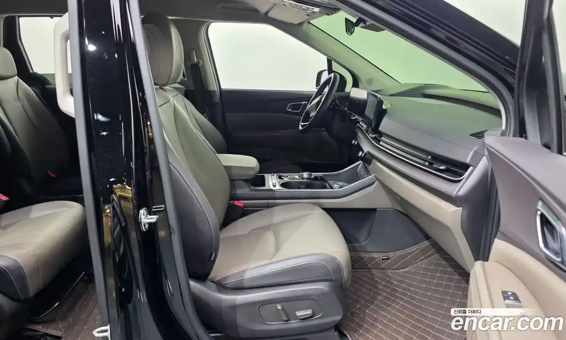 Kia Canival 2024 3.5 Автомат в Москве № 887328, фото 10