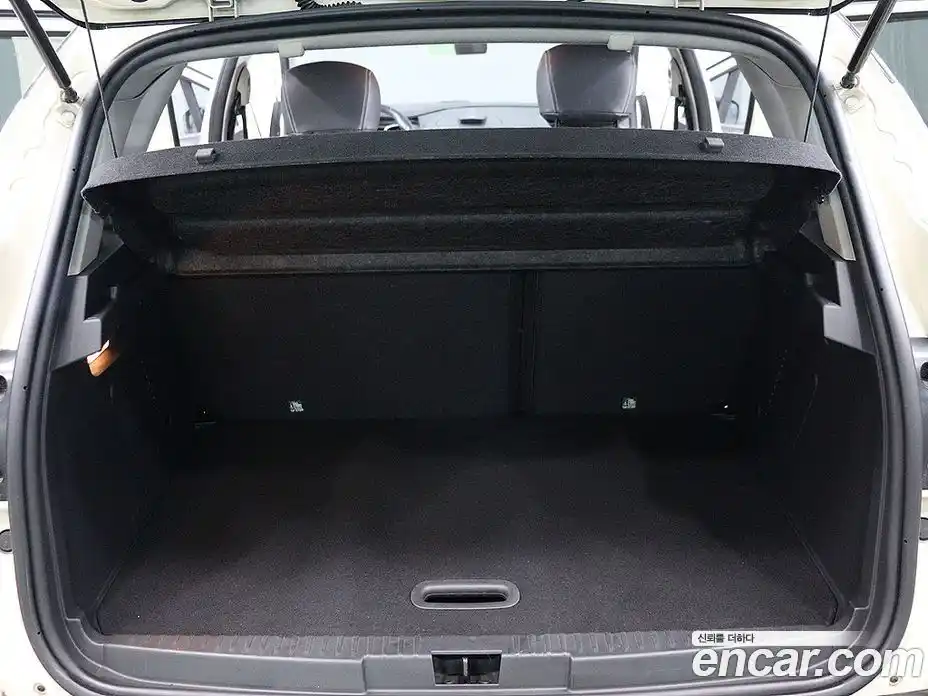 Renault QM3 2015 1.5 Автомат в Москве № 887346, фото 5