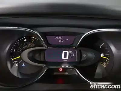 Renault QM3 2015 1.5 Автомат в Москве № 887346, миниатюра 6