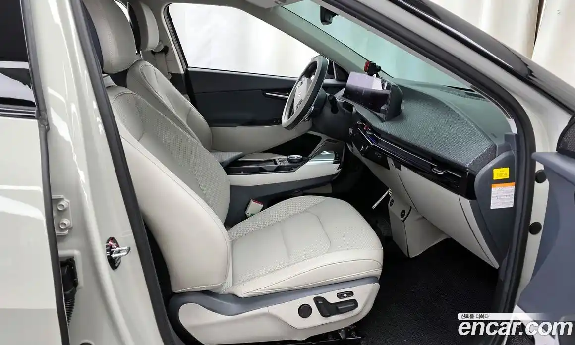 Kia EV6 2022 0.1 Автомат в Москве № 887807, фото 11