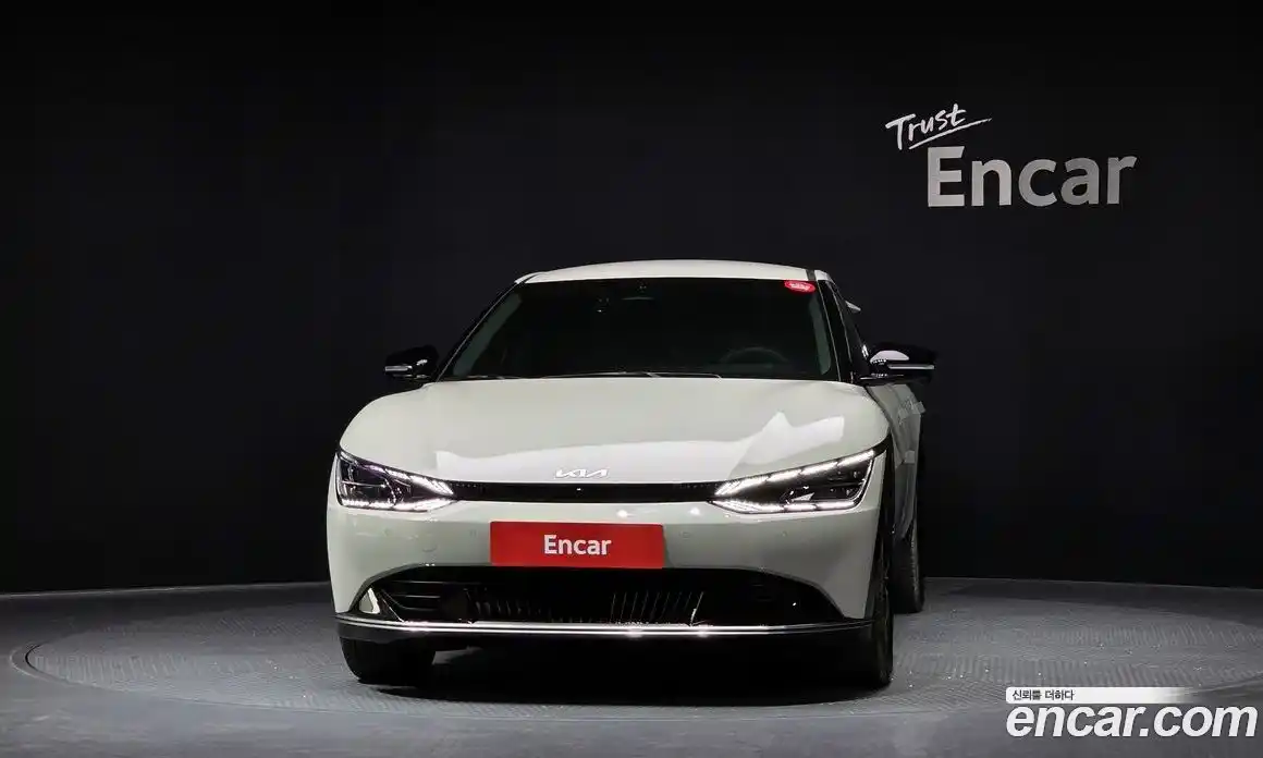 Kia EV6 2022 0.1 Автомат в Москве № 887807, фото 3