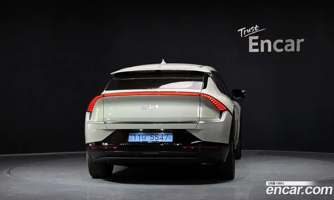 Kia EV6 2022 0.1 Автомат в Москве № 887807, фото 4