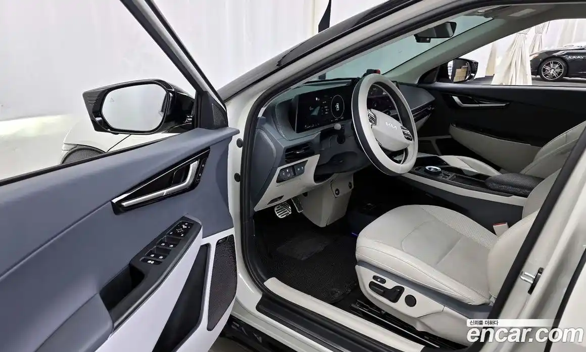 Kia EV6 2022 0.1 Автомат в Москве № 887807, фото 10