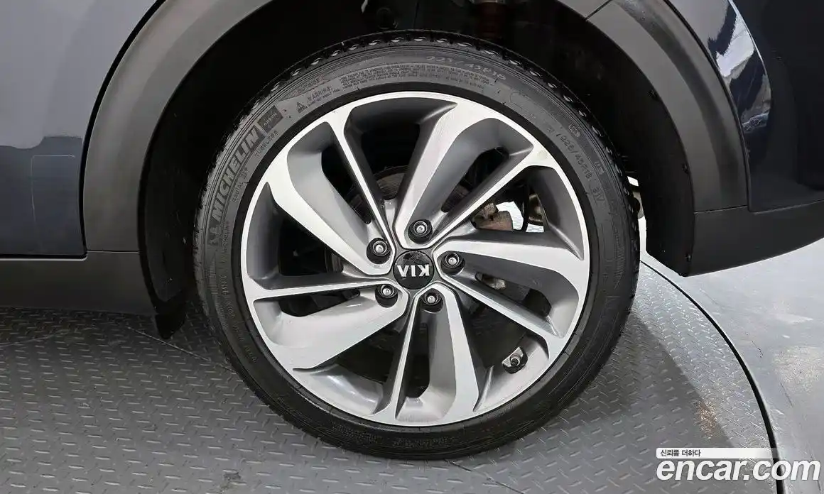 Kia Niro 2016 1.6 гидро в Москве № 888048, фото 5