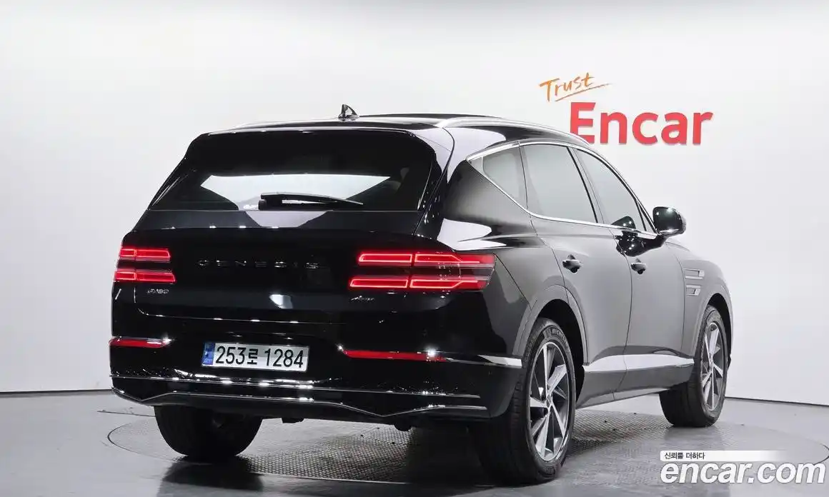 Genesis GV80 2024 2.5 Классический в Москве № 888539, фото 1