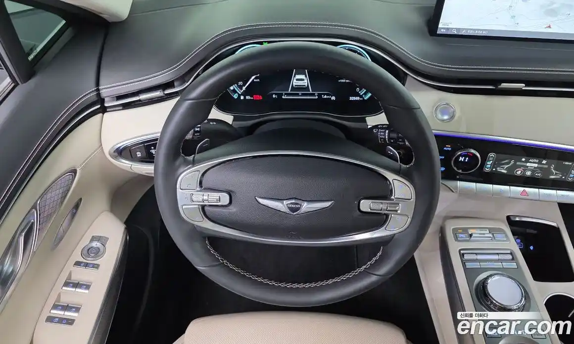 Genesis GV70 2023 2.5 Автомат в Москве № 888636, фото 13