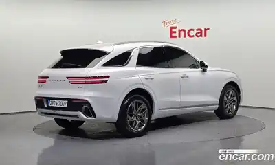 Genesis GV70 2023 2.5 Автомат в Москве № 888636, миниатюра 2