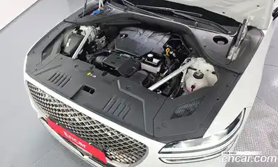 Genesis GV70 2023 2.5 Автомат в Москве № 888636, миниатюра 6