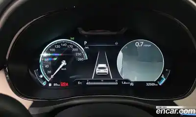 Genesis GV70 2023 2.5 Автомат в Москве № 888636, миниатюра 8