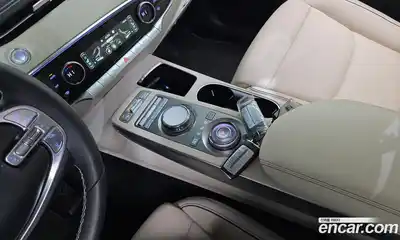 Genesis GV70 2023 2.5 Автомат в Москве № 888636, миниатюра 9