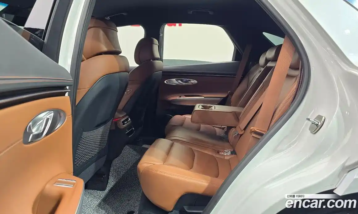 Genesis GV70 2022 2.5 Автомат в Москве № 888830, фото 12