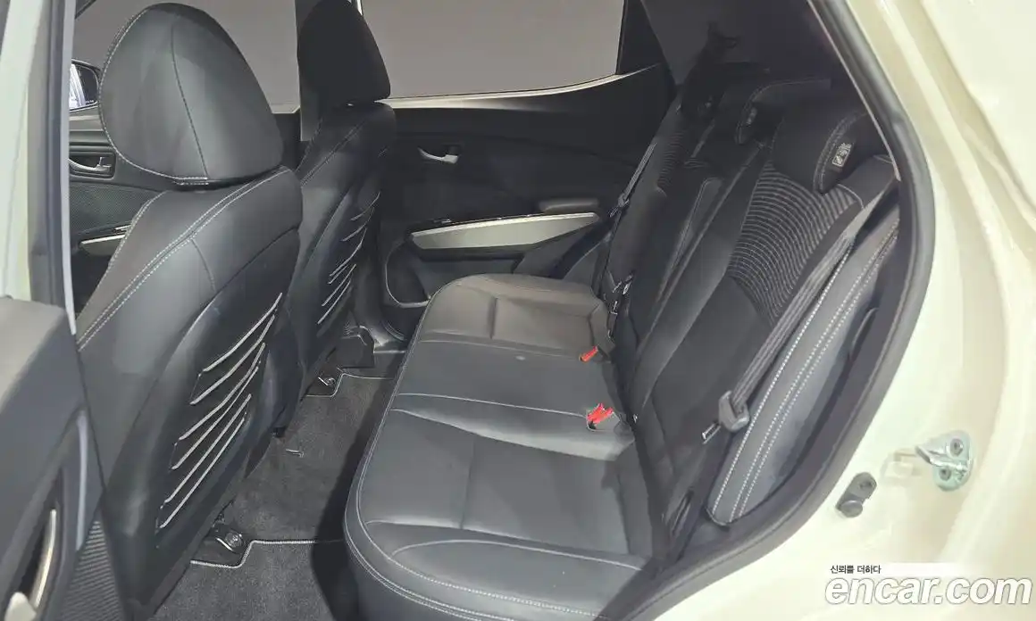 SsangYong TIBOLI 2019 1.6 Автомат в Москве № 889448, фото 13