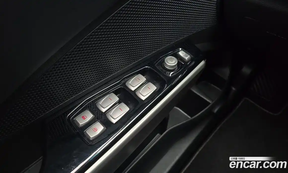 SsangYong TIBOLI 2019 1.6 Автомат в Москве № 889448, фото 19