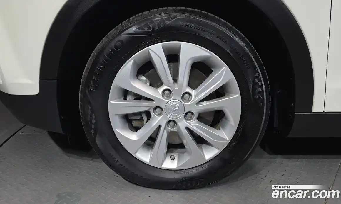 SsangYong TIBOLI 2019 1.6 Автомат в Москве № 889448, фото 5