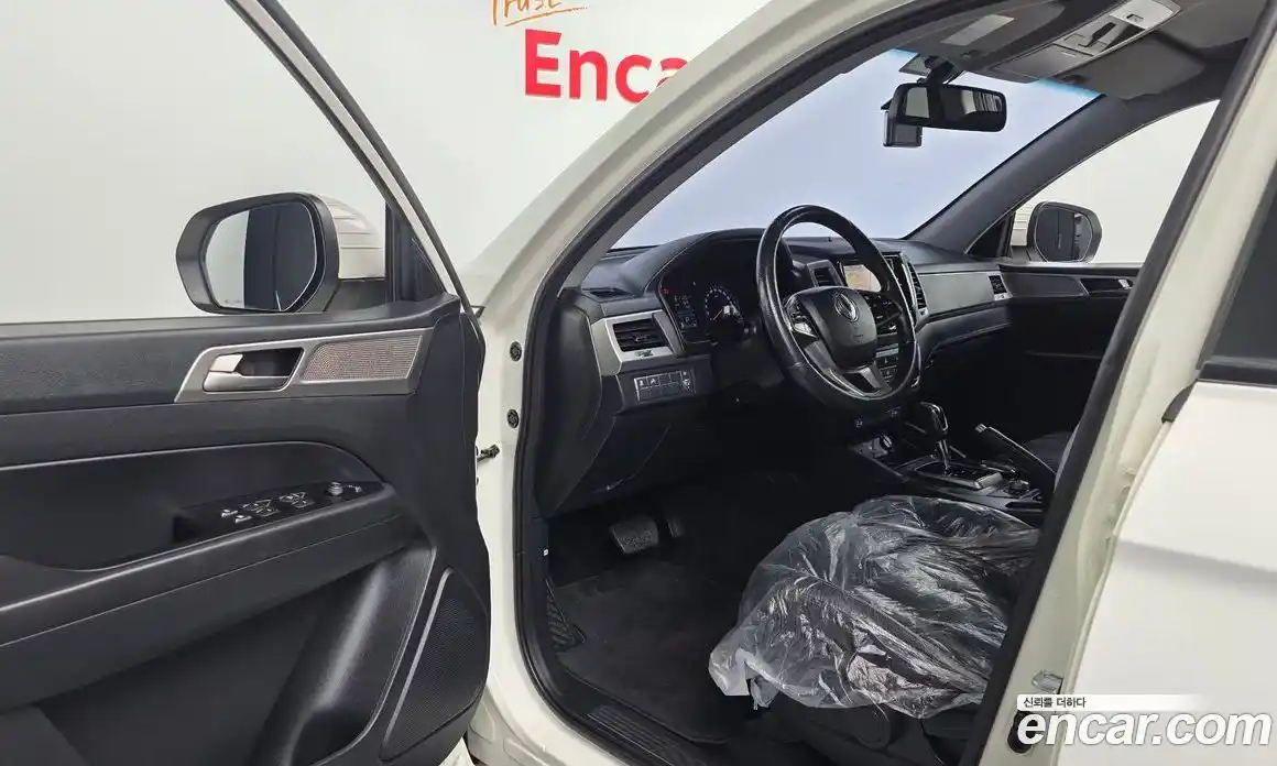 SsangYong Rexton 2018 2.2 Автомат в Москве № 889687, фото 10