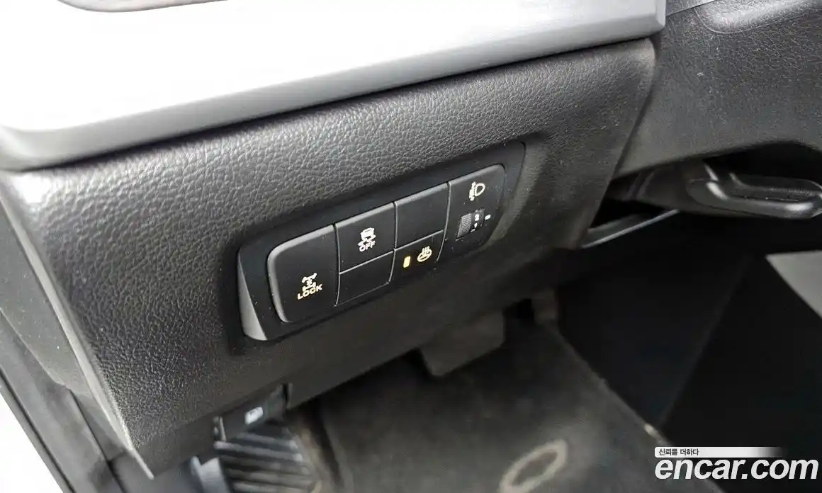 SsangYong Korando 2015 2.0 гидро в Москве № 890113, фото 16