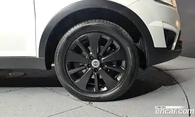 SsangYong Korando 2015 2.0 гидро в Москве № 890113, миниатюра 5