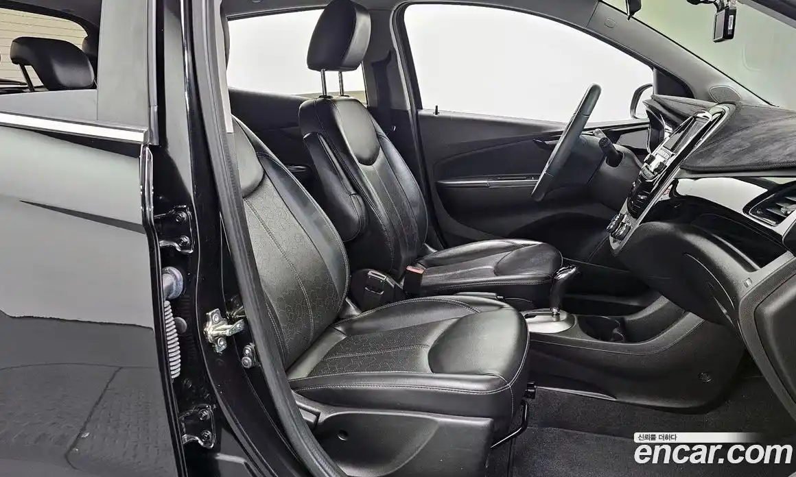 Chevrolet Spark 2017 1.0 Автомат в Москве № 890787, фото 11