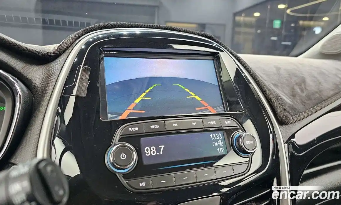 Chevrolet Spark 2017 1.0 Автомат в Москве № 890787, фото 16