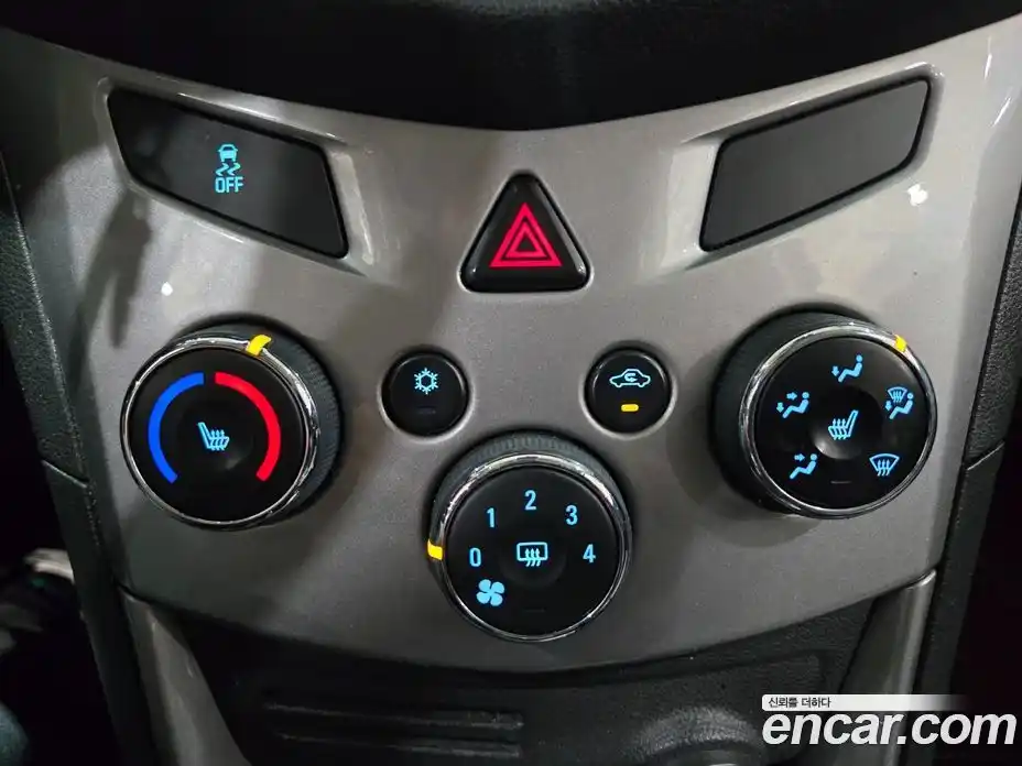 Chevrolet Trax 2013 1.4 Автомат в Москве № 891097, фото 15