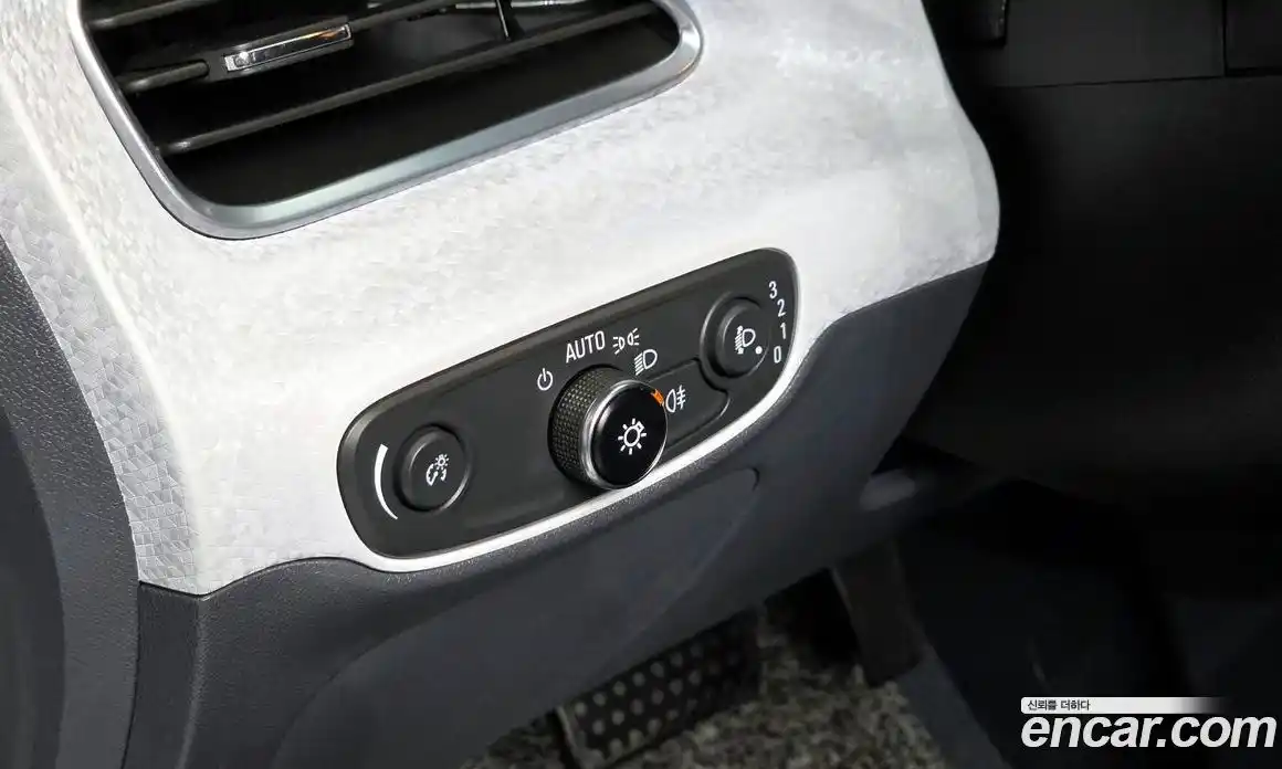 Chevrolet Bolt EV 2019 0.2 Автомат в Москве № 891125, фото 16